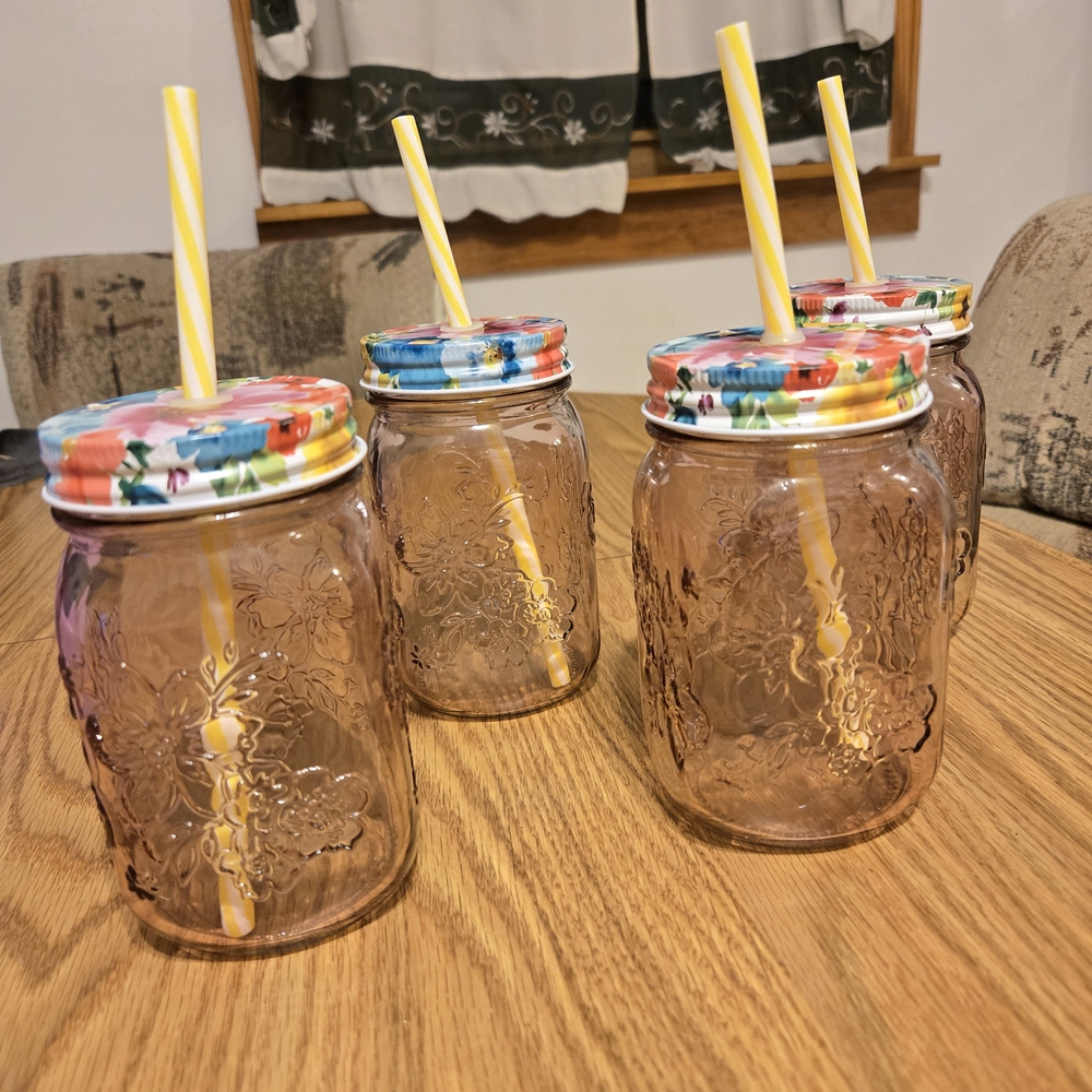Set of 4 Pink Mason Jar Cups with Colorful Lids